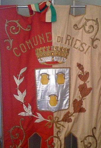 gonfalone.jpg