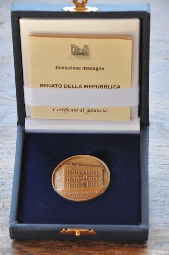 Copia_di_medaglia.jpg