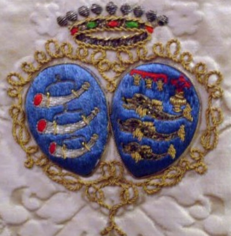 Pianeta con stemma Guicciardini.jpg