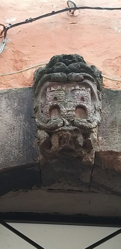 Stemma Casa Napoli 2.jpeg